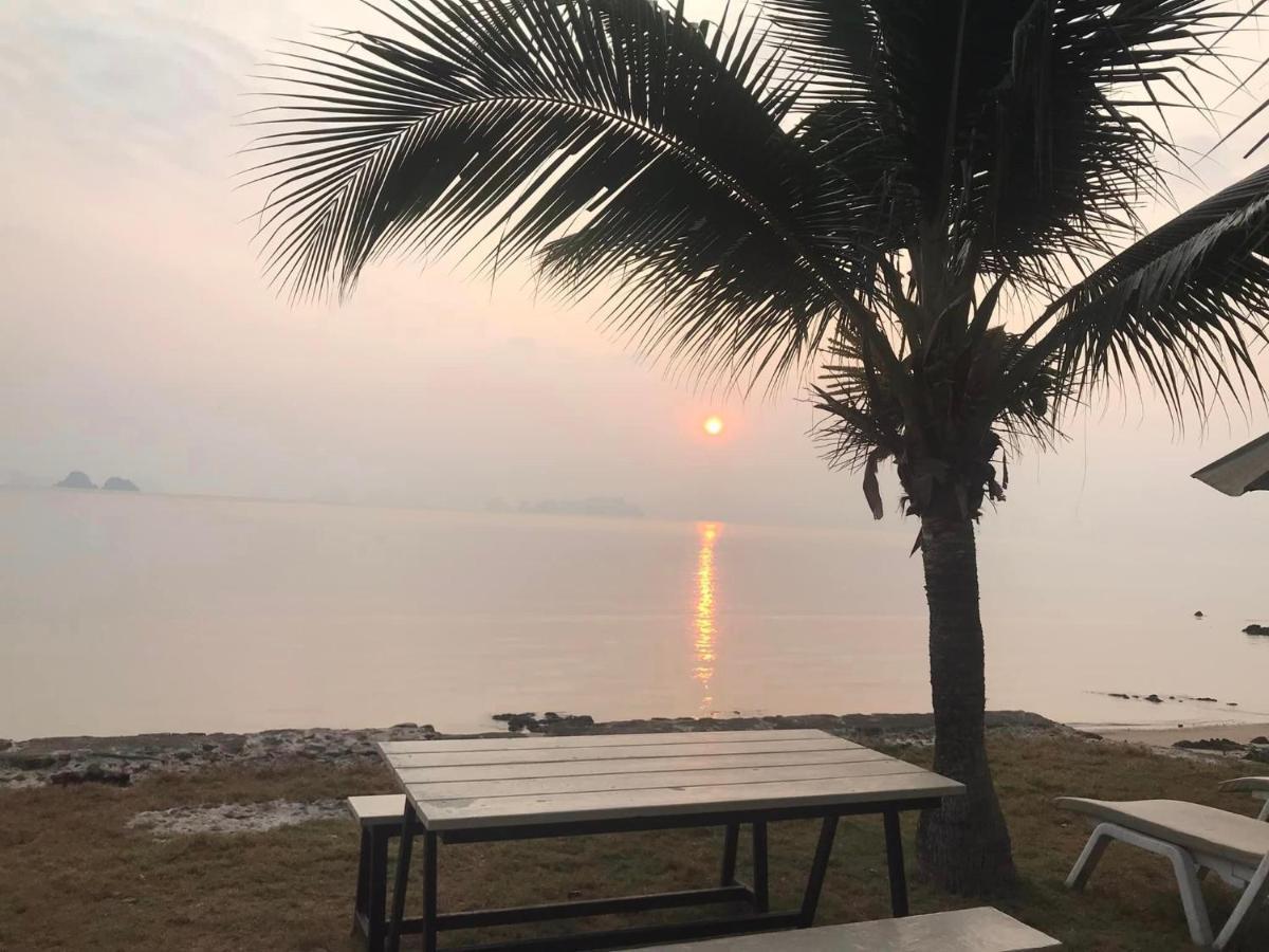 Koh Yao Yai Sea Breeze House เกาะยาวใหญ่ซีบรีซเฮ้าส์ Hotel Luaran gambar